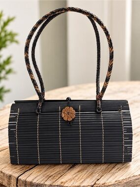 Natural Eco-Friendly Bamboo Handbag with Strap - Large - Dark brown.